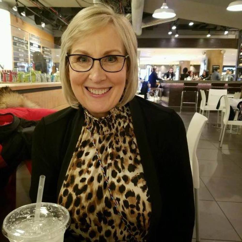 Meet your Posher, Sharon